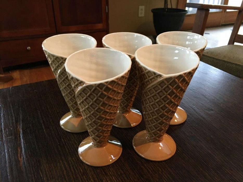 Set of 5 Ceramic Ice Cream Cone Serving Dishes