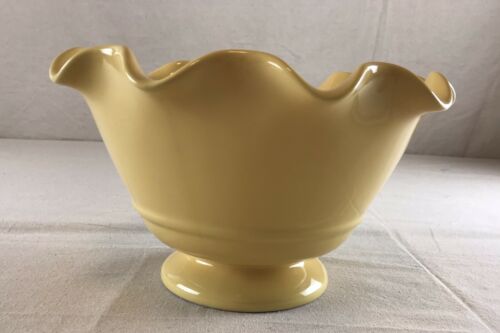 Crate and Barrel Serving Bowl, Yellow, Pretty Ruffle Detail