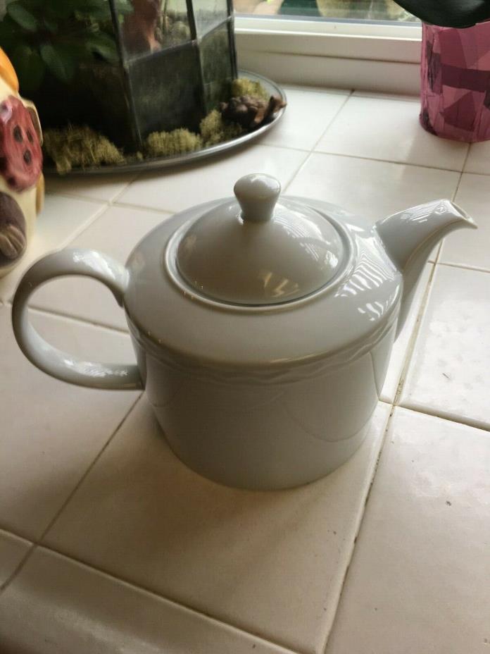 GORGEOUS  Crate & Barrel White Palazzo Porcelain Teapot - FREE SHIPPING!