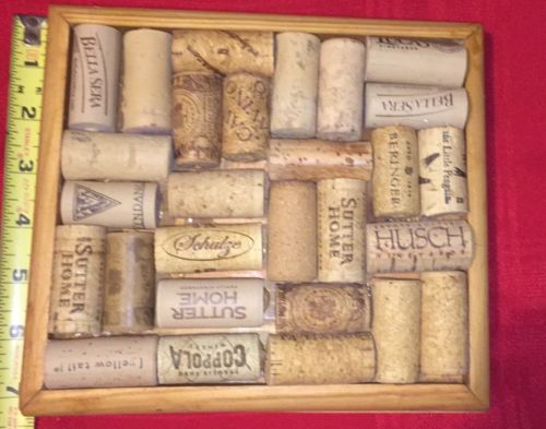 WOODEN TRIVET HOTPLATE MADE WITH WINE CORKS