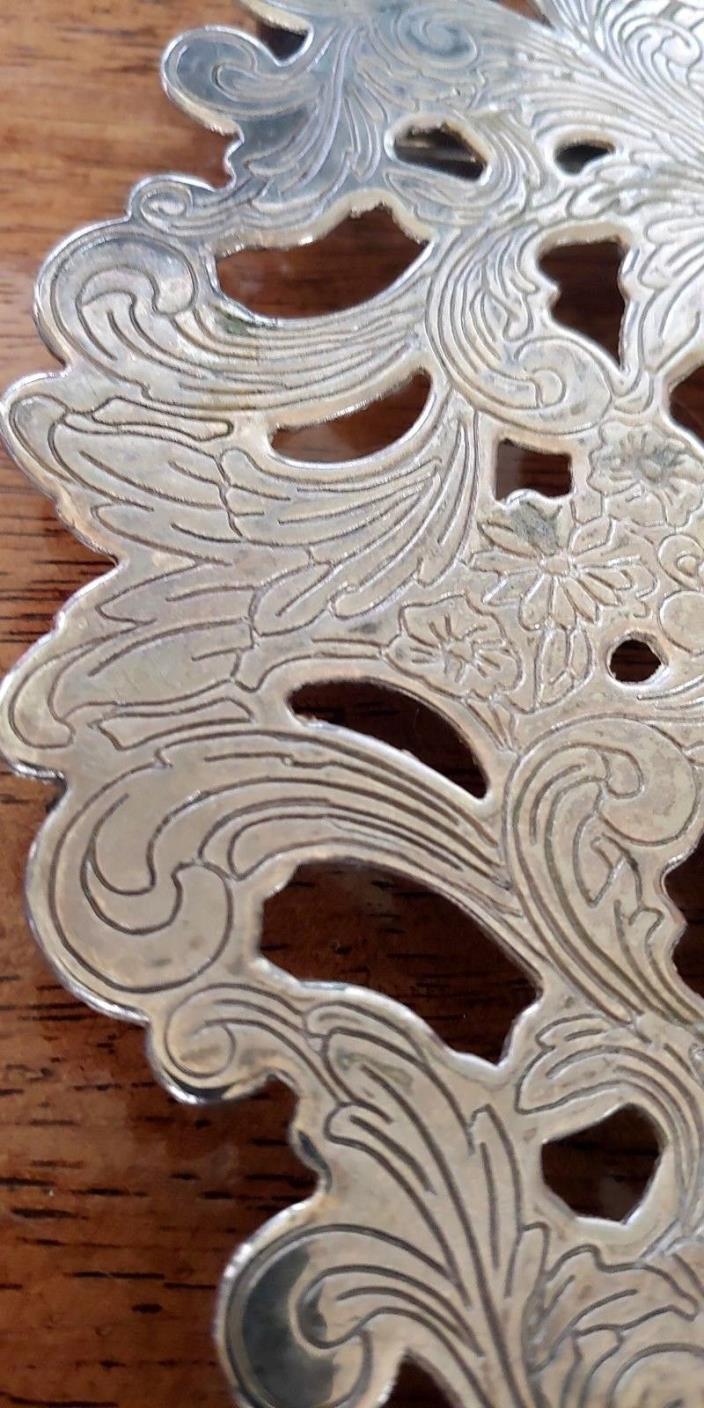 VINTAGE SILVER PLATED EXPANDABLE TRIVET - SNOW FLAKE 1995 - 8