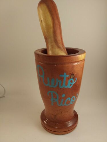 Wooden mortar and pestle Purto Rico