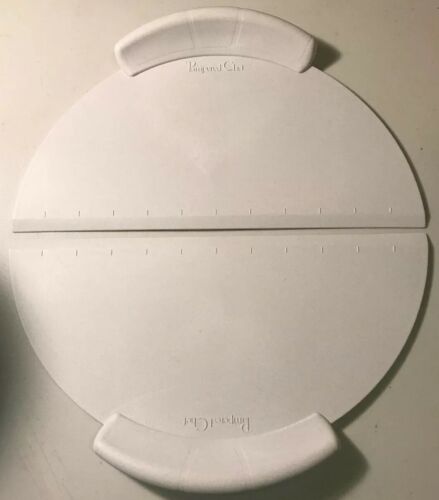 The Pampered Chef #2125 Pizza Cake Bread dough lifter table scraper cutter