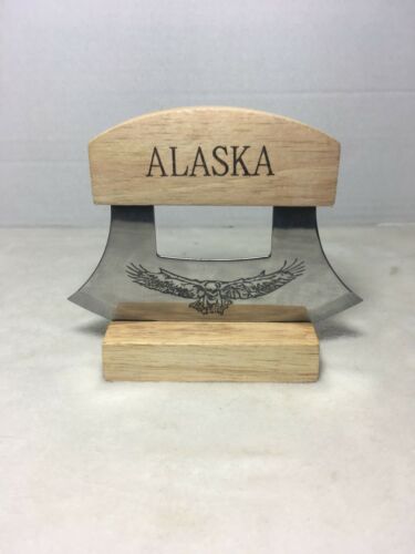 Alaska Cutter Blade Pizza, Cheese Pastry Cutter Wood Handle Case