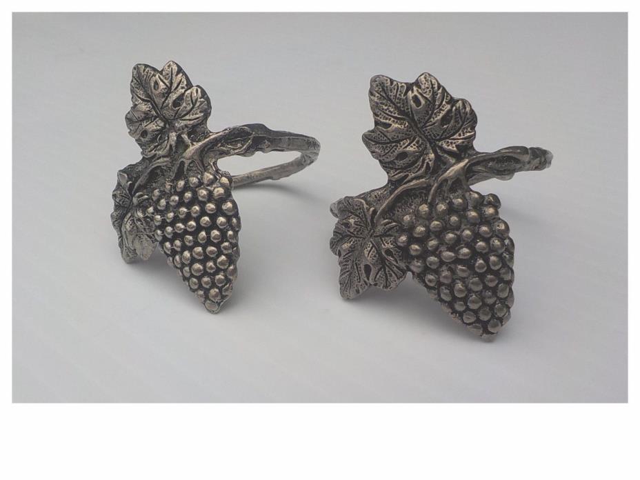 Rustic Napkin Rings  Grapes Grapevine cabin Thailand 95% Pewter
