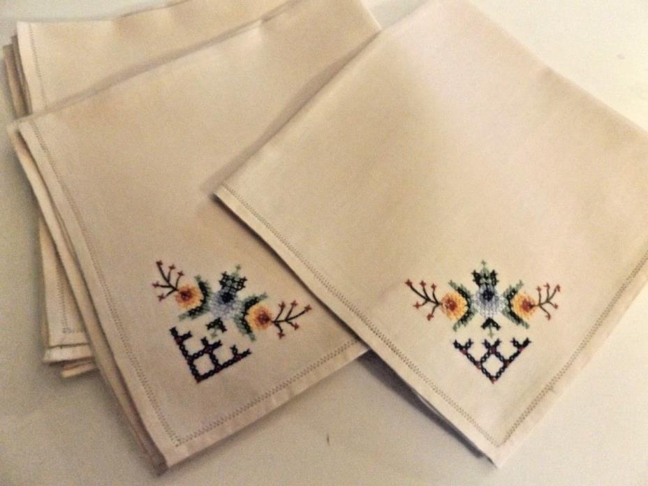 SET OF 7 NAPKINS~100% COTTON~ HAND EMBROIDERED DECOR IN ONE CORNER~OPEN WORK