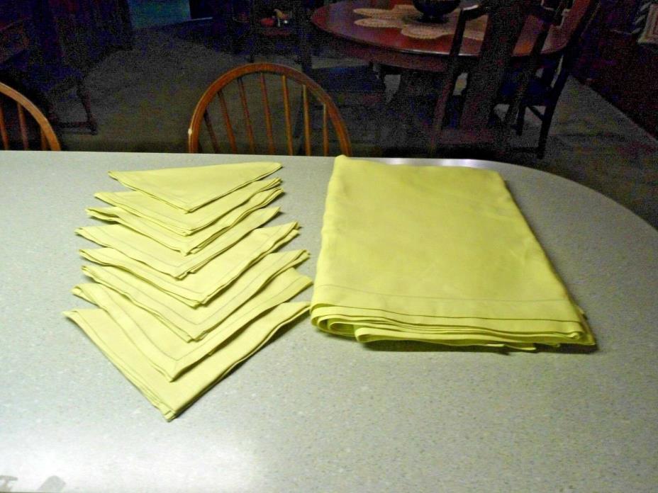 Chartreuse Rectangular Linen Table Cloth 8 Napkins 60