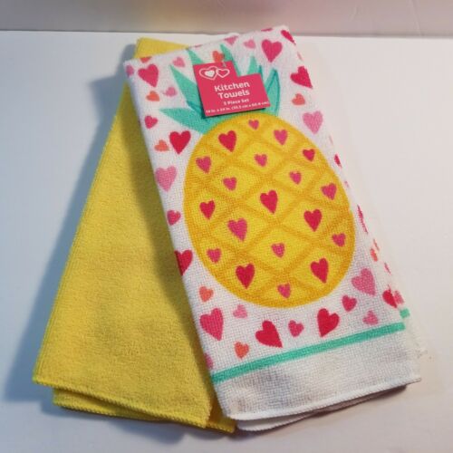 NEVER USED~VALENTINE'S DAY KITCHEN TOWELS~2 PIECE SET~14in x 24in
