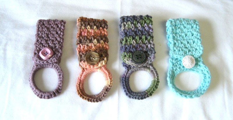 Lot 1 Set of 4 New Hand Crochet Towel Topper Ring Holders Kitchen, Bath, Garage!