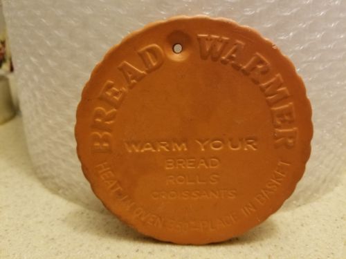 Fox Run Round Terra Cotta Dried Clay Natural Kiln Bread Pastry Bun Warmer Trivet