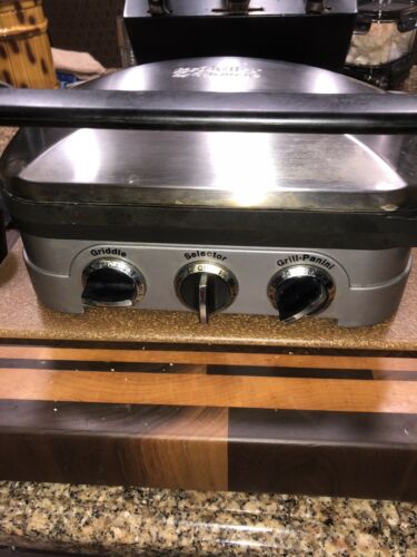 Cuisinart GR4 -1 Griddler, Contact Grill, Panini Press, With 4 Total Plates 2/2