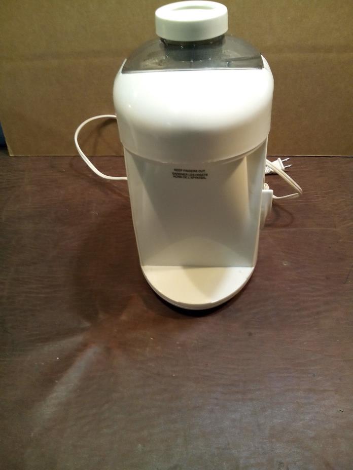 HAMILTON BEACH AUTOMATIC JUICE EXTRACTOR MODEL# 67180