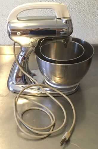 Vintage 50’s 60’s Hamilton Beach Model K Stand Mixer with Stainless Steel Bowls