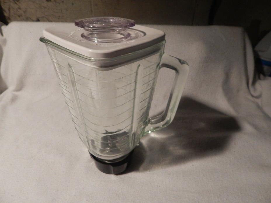 Oster Blender 5 Cup Glass Jar Complete w/ Blade and White Lid Excellent