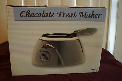 CHOCOLATE TREAT MAKER CECM1P BLACK