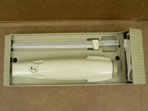 VTG 1970s Sears Roebuck Electric Carving Knife Stainless Steel Blades Wall Mount