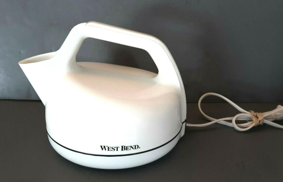 West Bend 1 Qrt Electric Tea kettle 6400 White Electric Whistling Hot Pot Cocoa