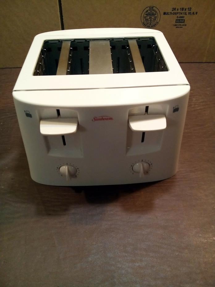 SUNBEAM WIDE SLOT 4-SLICE BEGAL/TOAST TOASTER MODEL# 3838