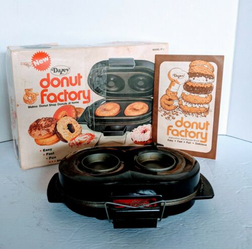 VTG 1977 Dazey Donut Factory With Instructions Recipe Booklet Donut Bagel Maker