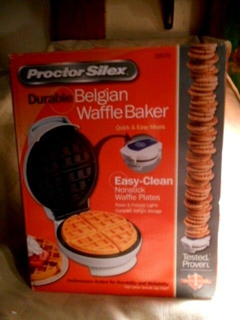 Proctor Silex DURABLE Belgian Waffle Maker (26070) Nonstick PLATES RECIPES /BOX