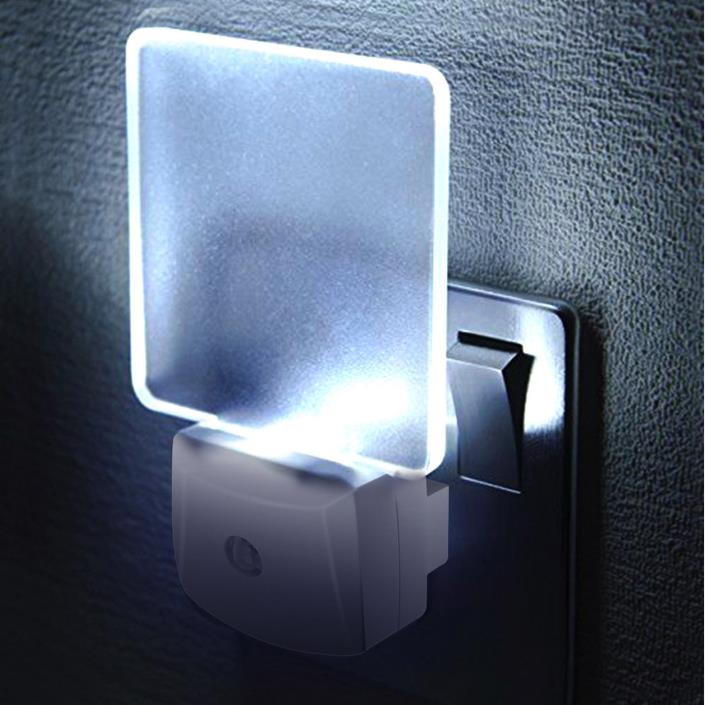 Auto Dusk to Dawn Sensor LED Night Light Lamp for Bedroom Hallway Home Lighting