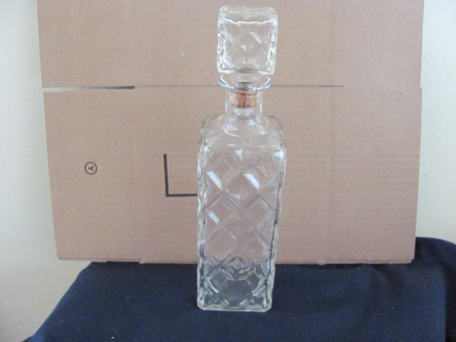 SQUARE DIAMOND CUT CLEAR GLASS DECANTER WITH A SQUARE STOPPER