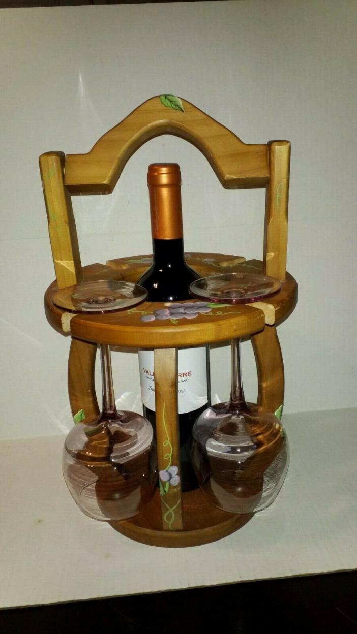 WINE BOTTLE AND 4 WINE GLASSES  WOOD CADDY HOLDER - 2002 - TABLE TOP - GRAPES