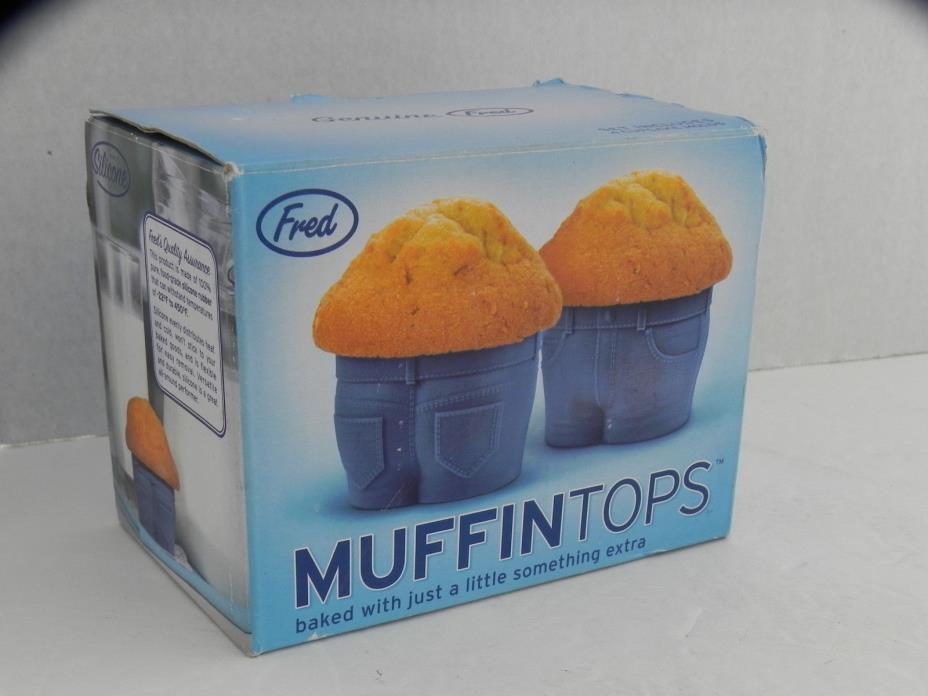 Fred & Friends Muffin Tops 4 Baking Cups Silicone Baking Molds Cups Funny Gifts