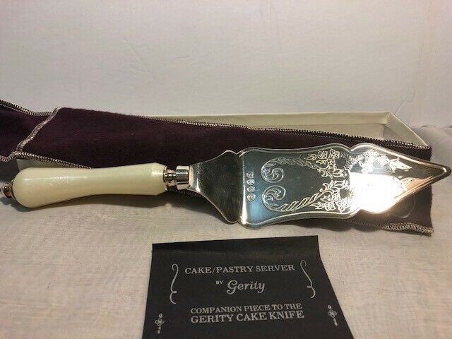 GERITY G48 Silver Plated Cake Pie Pastry SERVER With Box, Tarnish Cloth