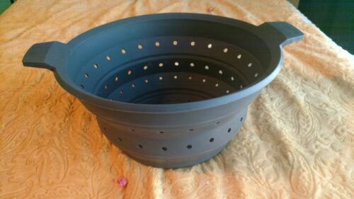 Pampered Chef Silicone Collapsible Steamer & Strainer #2742