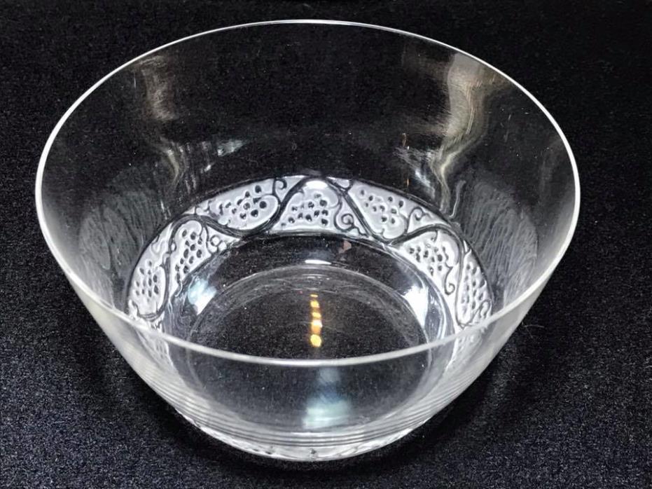 Set of 6 Lalique Crystal Grape and Vine Berry Bowls Made in France
