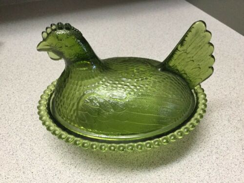 Vintage Indiana Hen On Nest Green Glass Covered Dish 7 in Long 5 1/2 in Hig
