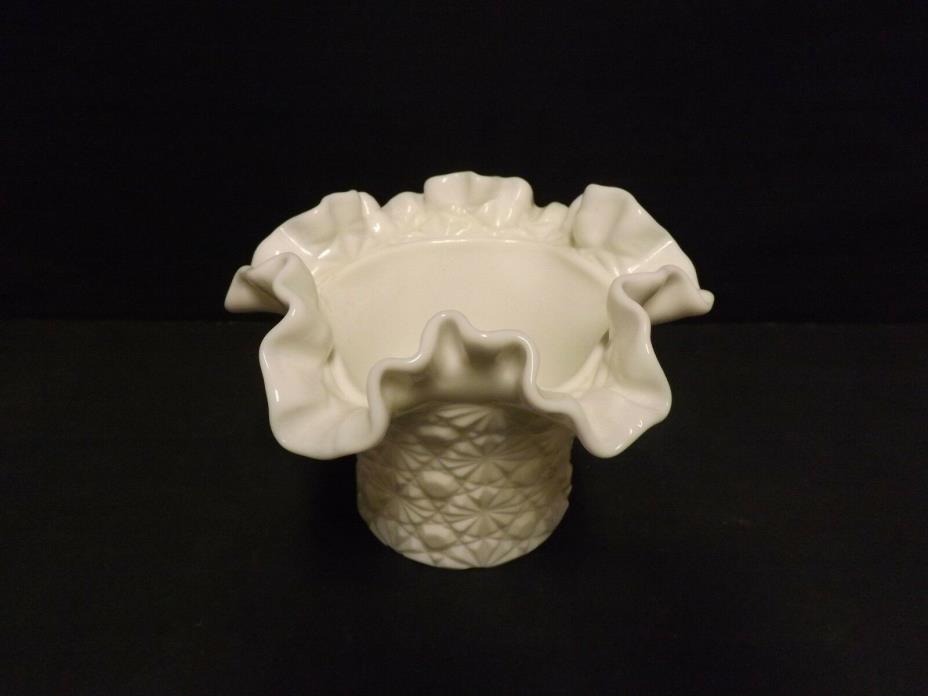 FENTON STYLE DAISIES AND BUTTONS WHITE MILK GLASS RUFFLED RIM VASE HAT