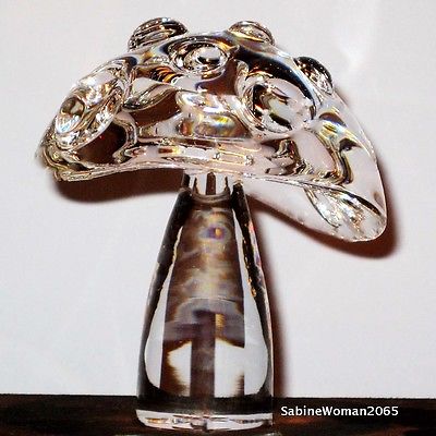 NEW in BOX STEUBEN glass MOTTLED MUSHROOM ornament crystal paperweight amanita