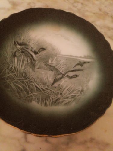 Buffalo Pottery Plate Wild Ducks Very good condition