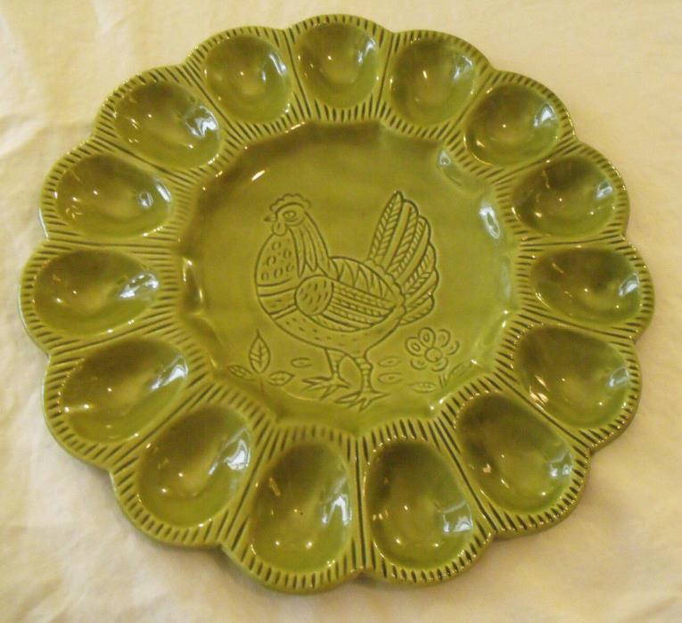 Deviled Egg Plate Chicken California Pottery  Green 529 w/ 15 Slots 10-1/4