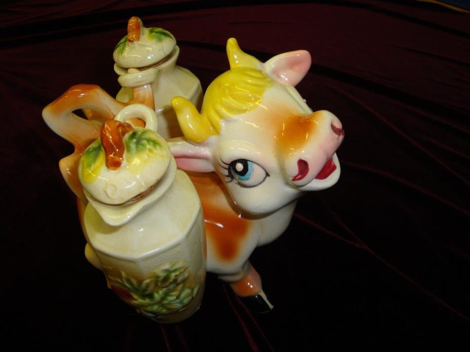 VINTAGE SMILING COW FIGURINE SCULPTURE oil vinegar PORCELAIN 53/864