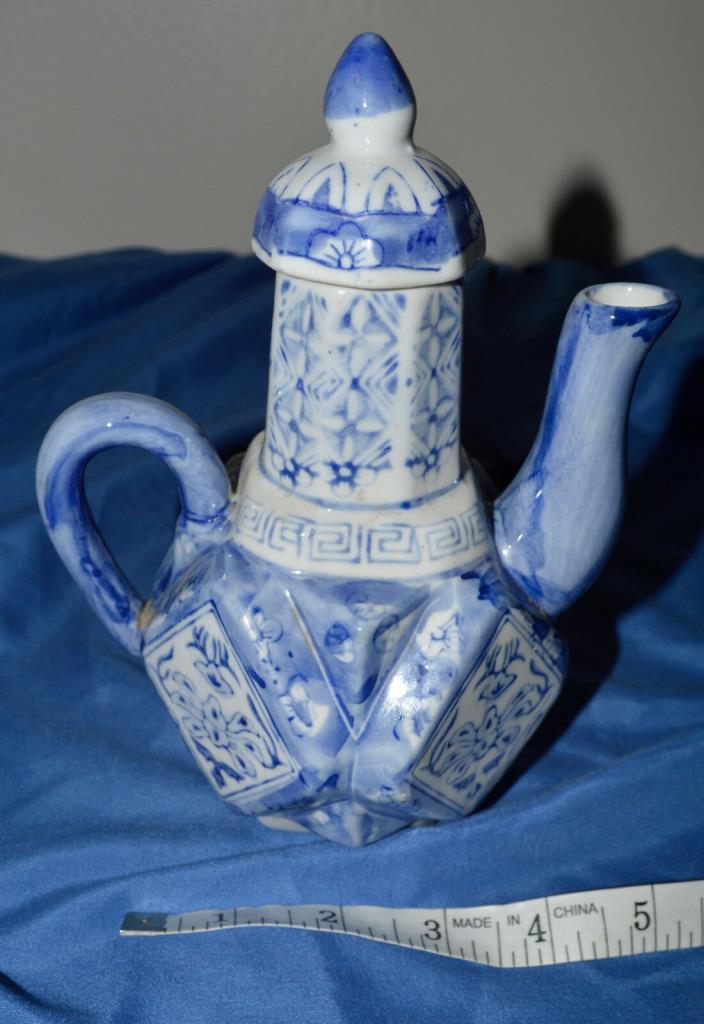 Delft Blue Hot Water Pot