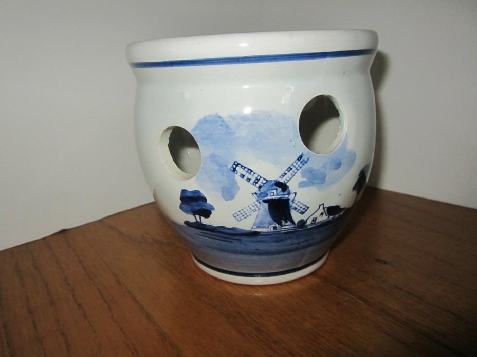 Vintage Pottery Delft Pottery Planter/Hens and Chickens Planter