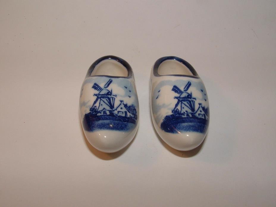 Delfts Blauw, Holland - Mini Pair Dutch Shoes / Clogs, Handpainted, pre-owned