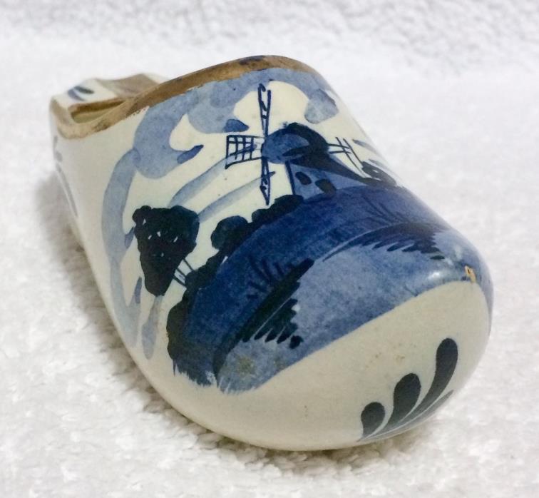 Hand Painted Delfts Blue IKLA HOLLAND SHOE - Windmill - Gold Trim