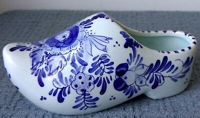 Vintage  “Delfts Blauw” ~ Blue Flowers ~ HAND PAINTED CERAMIC SHOE PLANTER ~ 7½