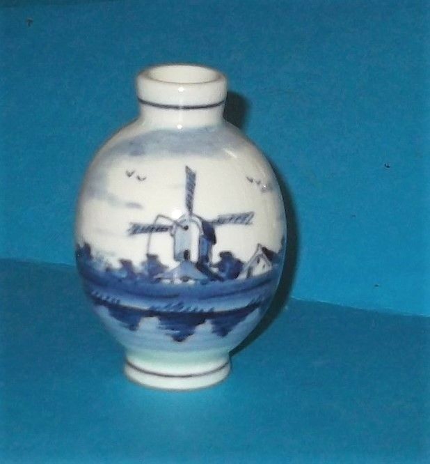 DELFT Holland Hand-Painted Mini Pitcher Vase 3 1/8