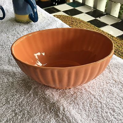 lovely vintage haeger planter...peach colored....scalloped