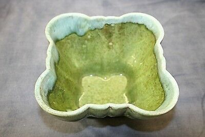 VTG~Hull USA Pottery~Rounded~Square Drip Glaze~Planter~H138~Green~Unique Shape