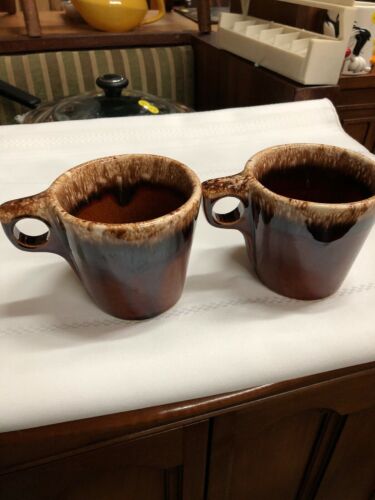 VINTAGE - HULL Oven Proof Brown Drip Pottery Coffee Mug!! Excellent  USA  2 Cups