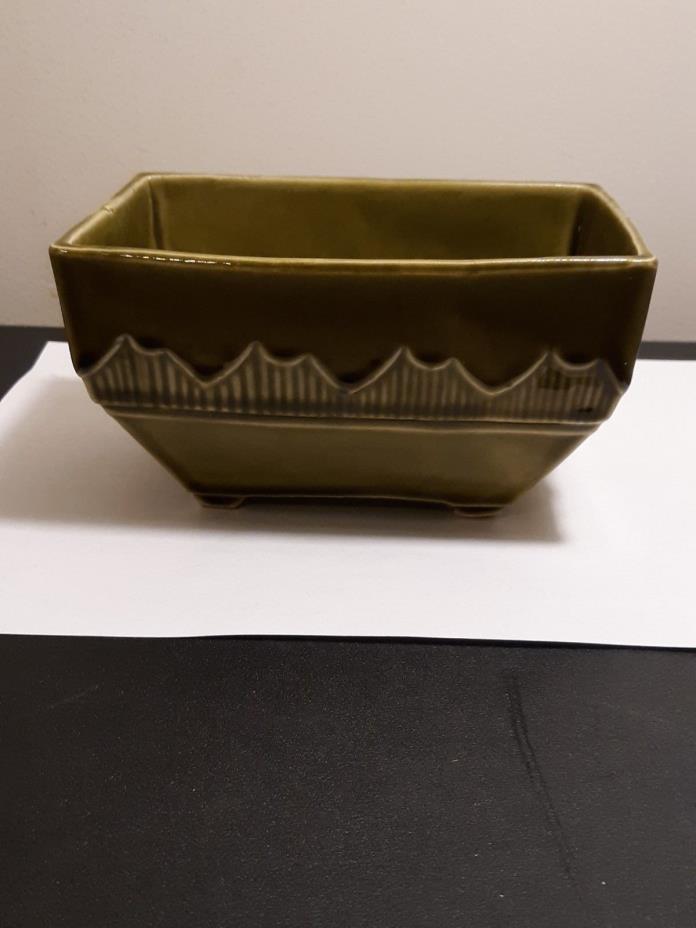 usa pottery green planter, hull, hall, mccoy marked #611