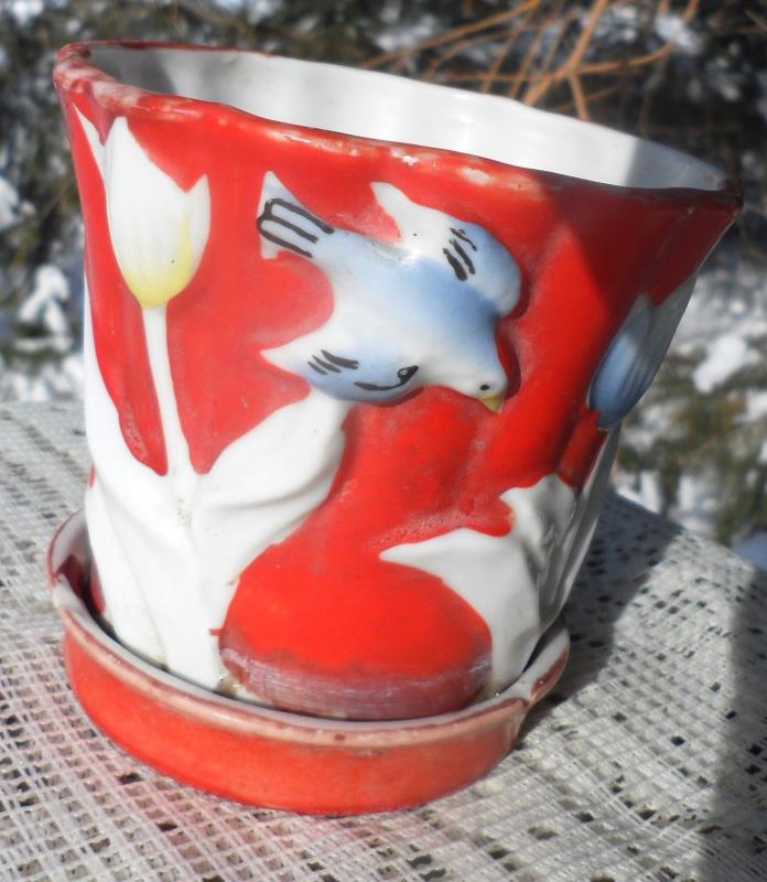 JAPAN pot w/attached saucer RED with TULIPS & BLUE BIRD 3 1/2