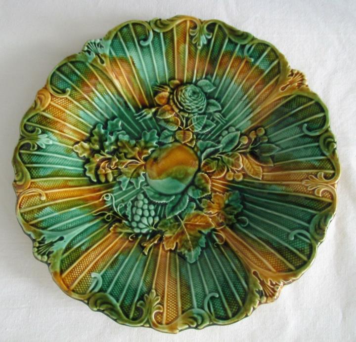 Villeroy & Boch German antique MAJOLICA plate yellow green 9