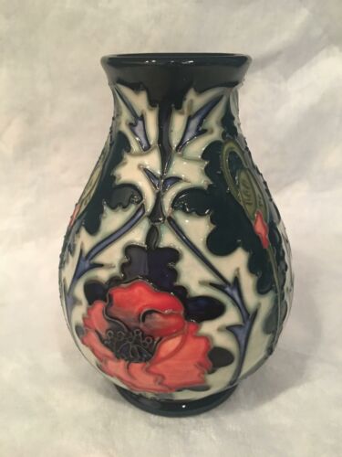 Moorcroft Poppy Vase  5.5